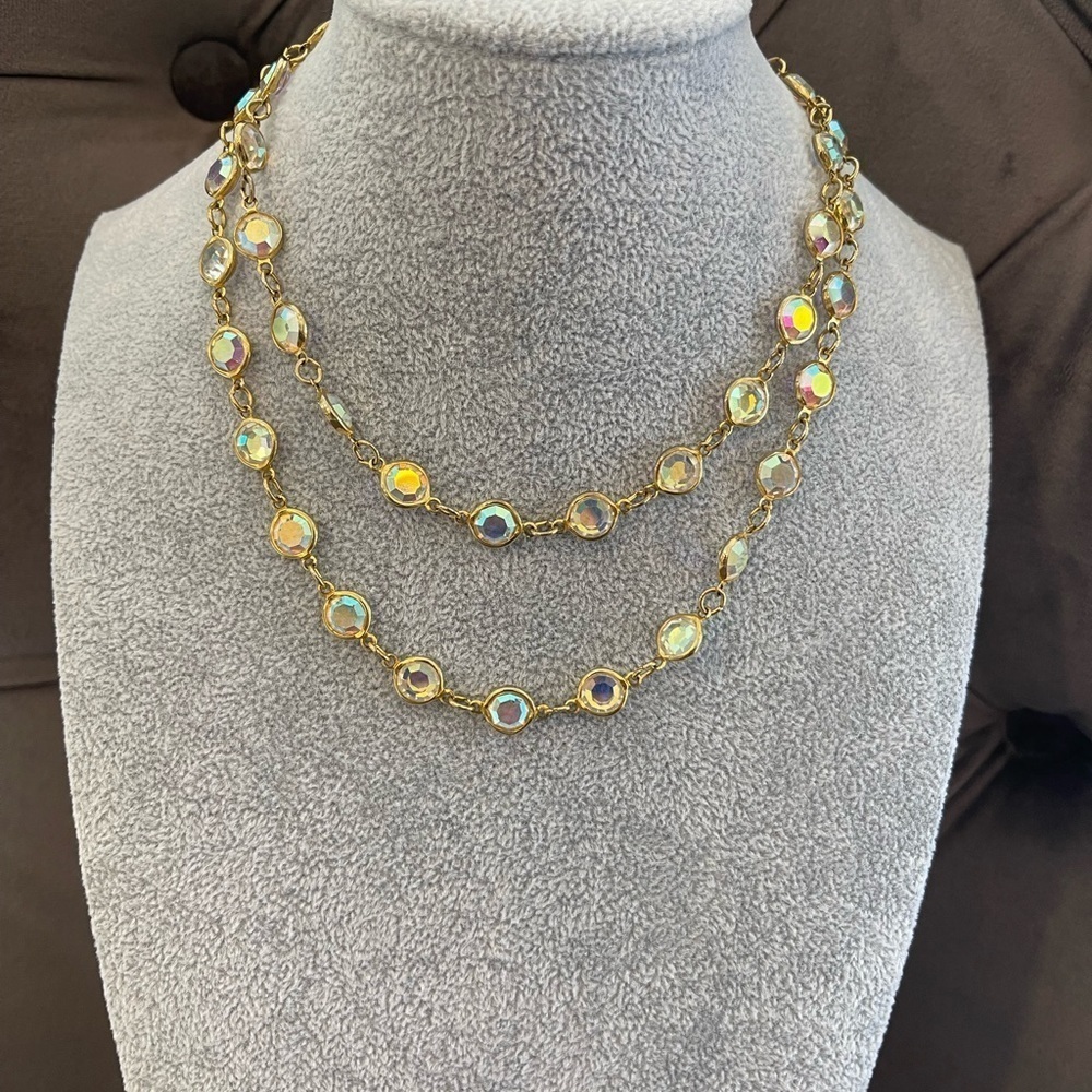 Vintage AUSTRIA U.S.A. SWAROVSKI Bezel-Set Aurora Borealis Crystal Necklace